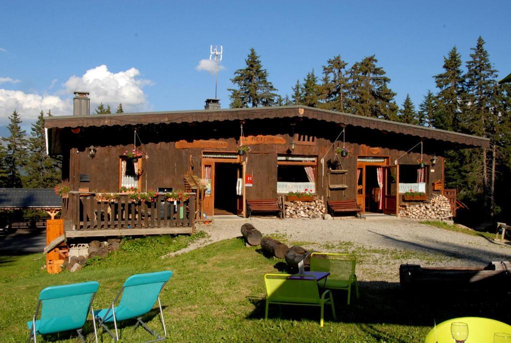 Hotel Chalet Le Caribou Les Saisies Exterior photo